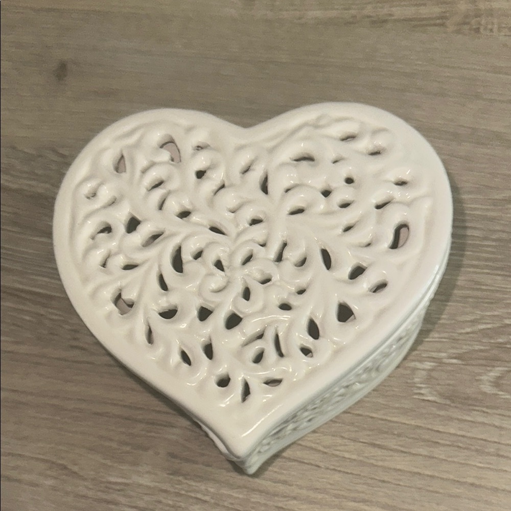Heart (Glass Material) Small Jar